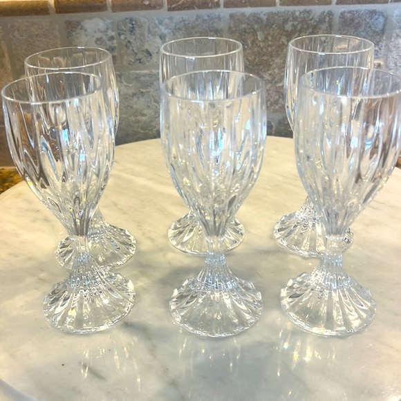 Mikasa Dining Euc Mikasa Set Of 6 Park Lane Cordial Glasses Poshmark